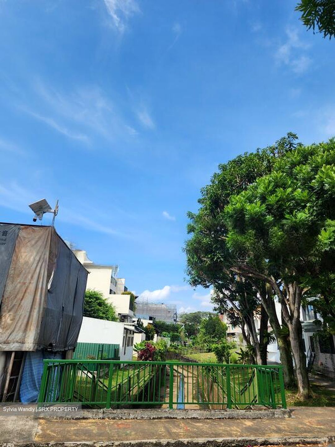 Mount Sinai Road (D10), Terrace #446686381